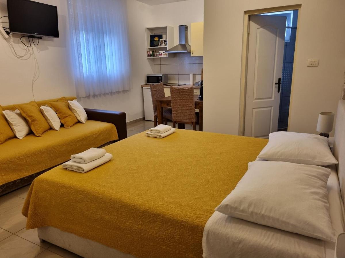 Guest House Renata1 Zadar Room photo